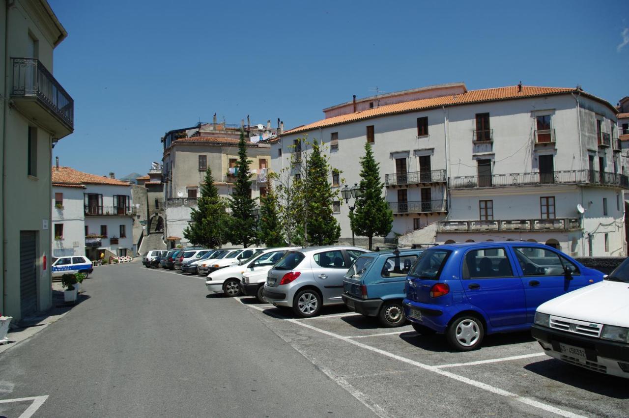 Le Due Lanterne Hotel Aieta Exterior foto